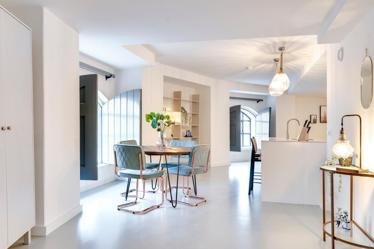 Penthouse Apartment,1469030162:JPEG